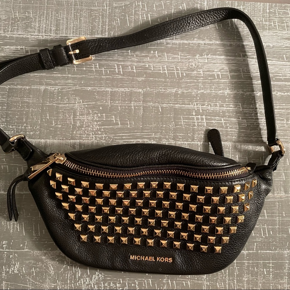 Michael Kors Rhea Fanny Pack Studded. Black and gold. Great condition.